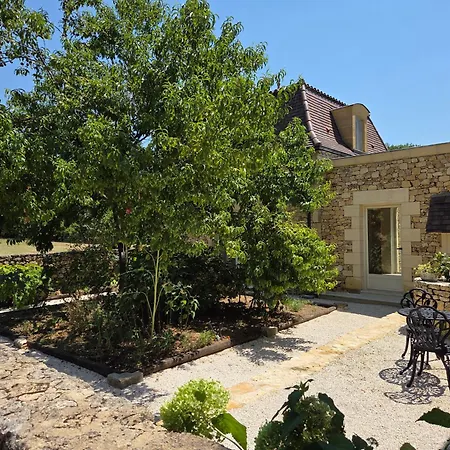 Holiday home Domaine De La Chouette Couze-et-Saint-Front