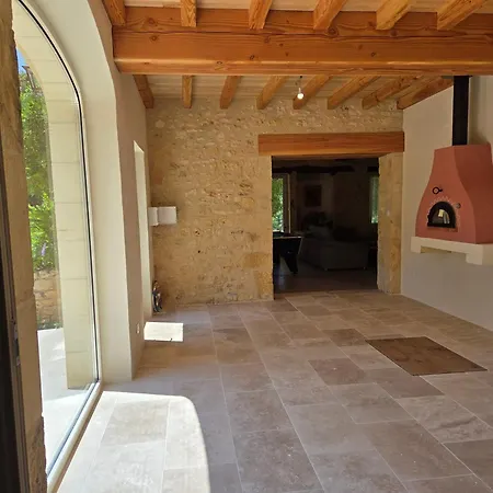 Domaine De La Chouette Couze-et-Saint-Front